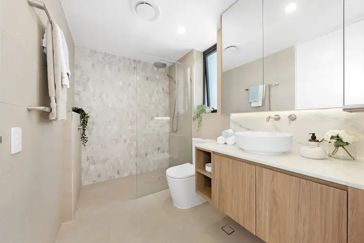 Fifth view of Homely apartment listing, 201 / 17 Passage street, Cleveland QLD 4163