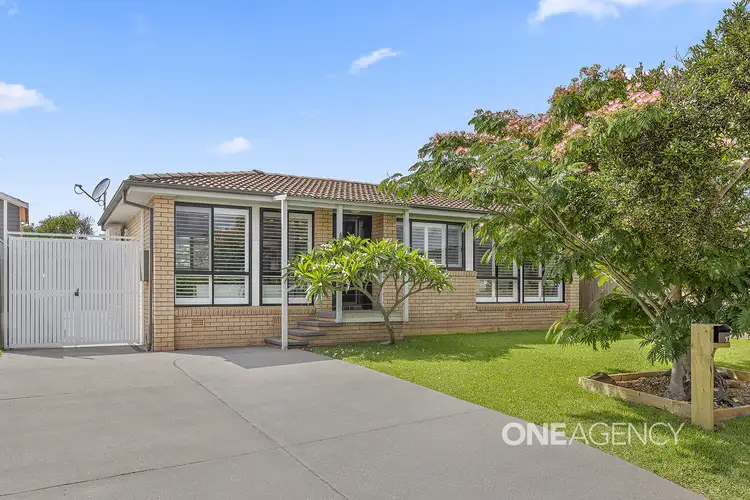 10 Badgery Street, Albion Park NSW 2527
