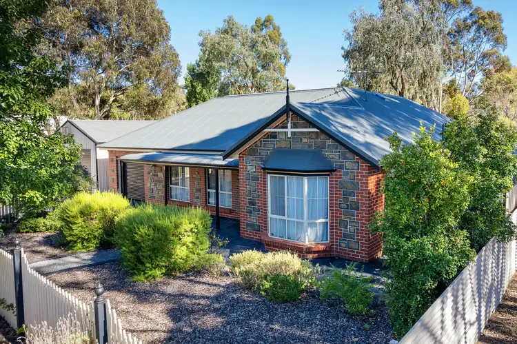 2 Hill Court, Williamstown SA 5351
