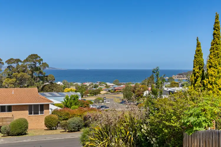 Unit 2/12 Opal Drive, Blackmans Bay TAS 7052
