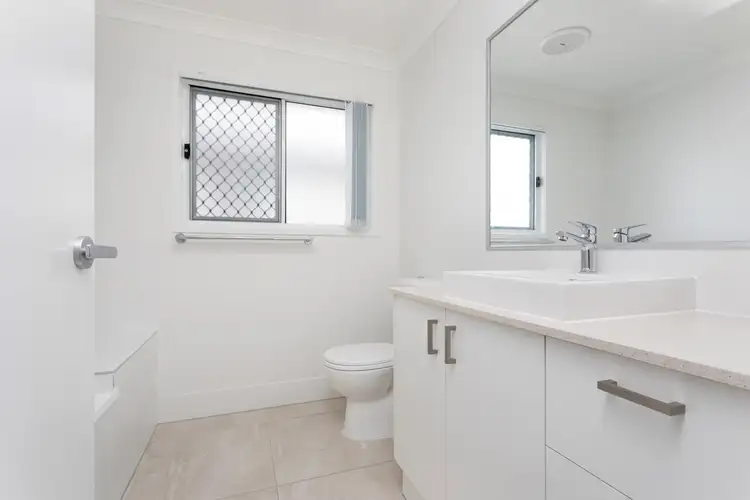 Fifth view of Homely townhouse listing, 4/35 Jillian Place, Wynnum West QLD 4178