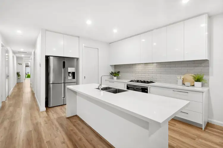 52 Carisbrook Street, Armstrong Creek VIC 3217