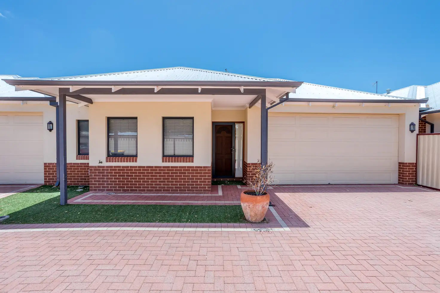 Main view of Homely house listing, 2/63 River Road, Kelmscott WA 6111