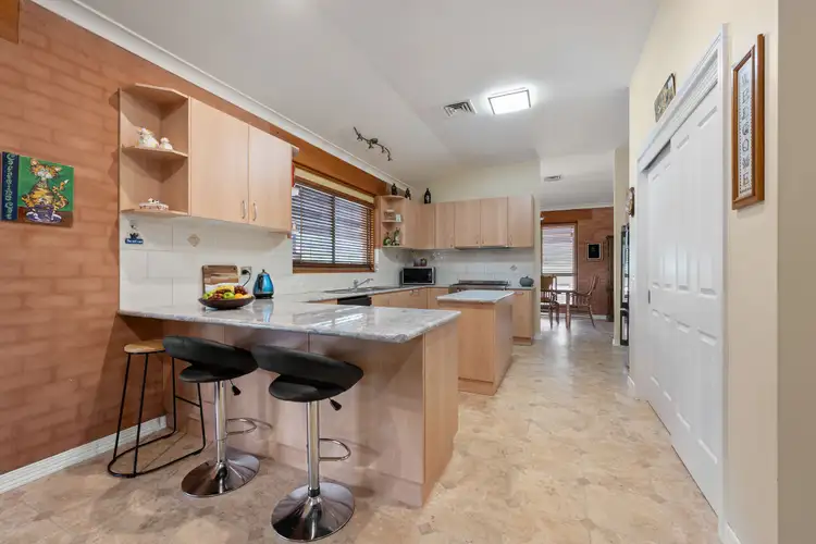 Fifth view of Homely house listing, 19 Holmes Court, Rutherglen VIC 3685