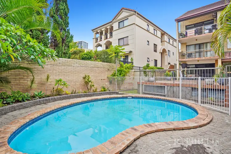 Third view of Homely unit listing, 2/16 St Kilda Avenue, Broadbeach QLD 4218