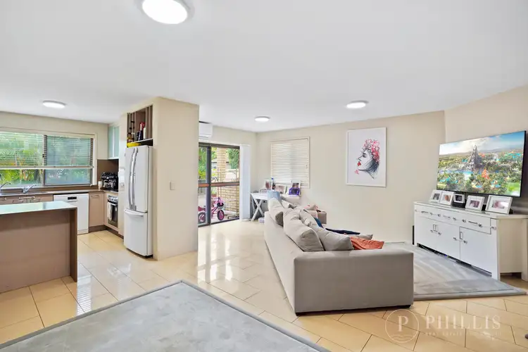 Fourth view of Homely unit listing, 2/16 St Kilda Avenue, Broadbeach QLD 4218