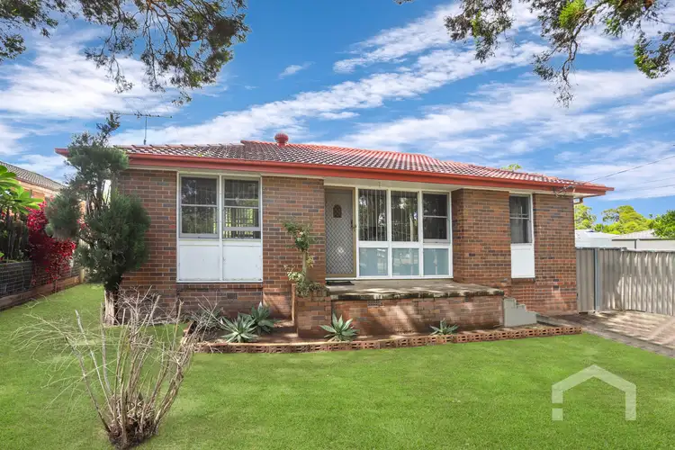 7 Midway Place, Lethbridge Park NSW 2770