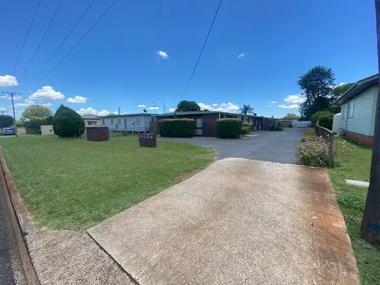 3/4 Booth Street, Kingaroy QLD 4610