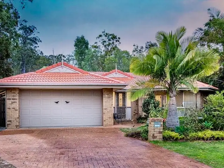 27 Forestglen Crescent, Bahrs Scrub QLD 4207