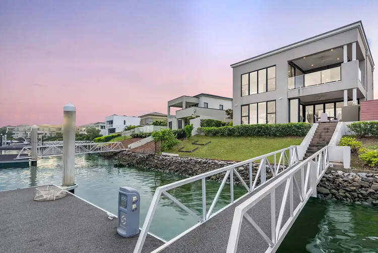 1070 EDGECLIFF DRIVE, Hope Island QLD 4212