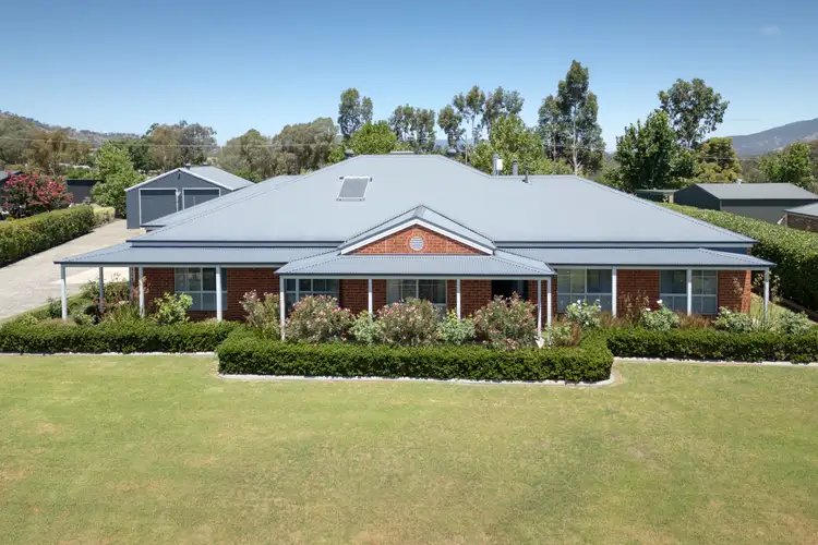 54 HILLANDALE COURT, Bonegilla VIC 3691