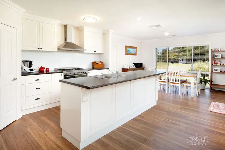 Sixth view of Homely house listing, 54 HILLANDALE COURT, Bonegilla VIC 3691