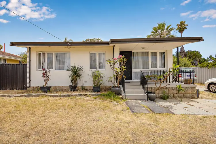 37 CASSERLEY AVENUE, Girrawheen WA 6064