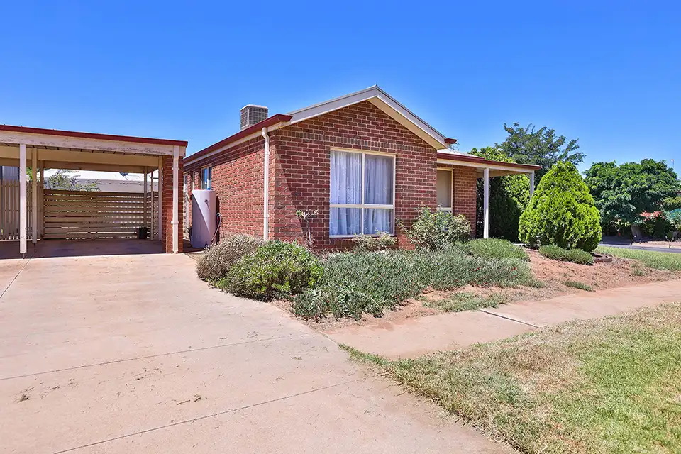 Main view of Homely townhouse listing, 1 Macquarie Court, Mildura VIC 3500