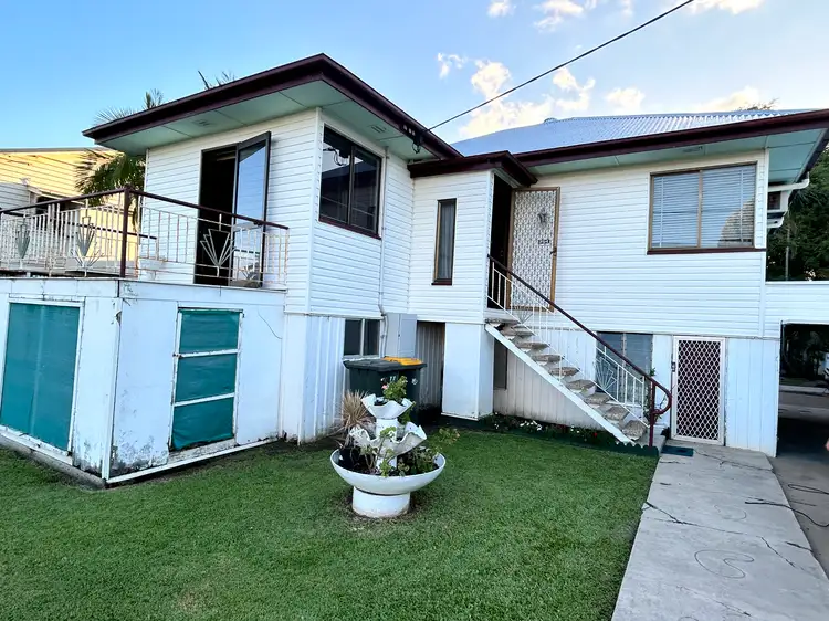 324 East St, Depot Hill QLD 4700