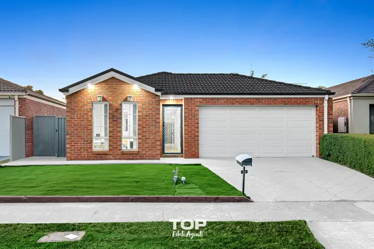 35 Archers Field Drive, Cranbourne East VIC 3977