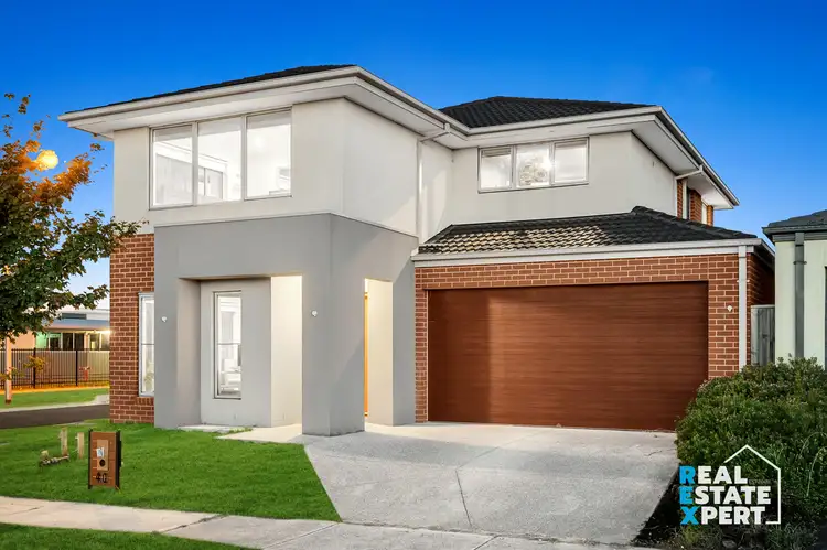 40 Riverside Drive, Cranbourne West VIC 3977