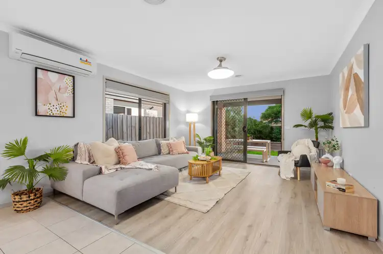 12 Holly Dr, Wallan VIC 3756