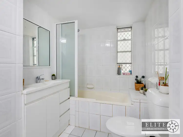 Fifth view of Homely unit listing, 3/71 Warren Street, St Lucia QLD 4067