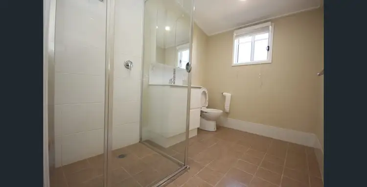 Fifth view of Homely flat listing, 8A Renfrew Crescent, Edgeworth NSW 2285