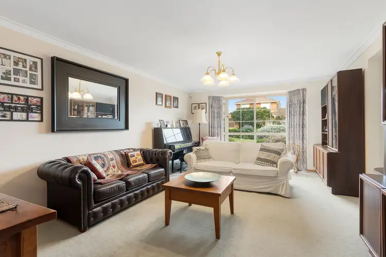 Fifth view of Homely house listing, 2 chivell Close, Endeavour Hills VIC 3802
