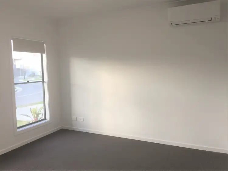 Seventh view of Homely house listing, 15 Napier Circuit, Silkstone QLD 4304