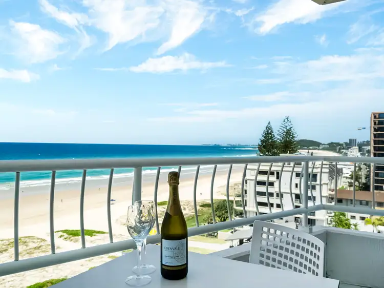 9E/2 Nineteenth Avenue, Palm Beach QLD 4221