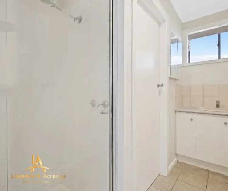 Fifth view of Homely unit listing, 1/75 Brandy Creek Road, Warragul VIC 3820