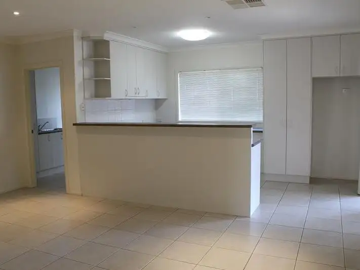 Second view of Homely townhouse listing, 2/385 Nowland Avenue, Lavington NSW 2641