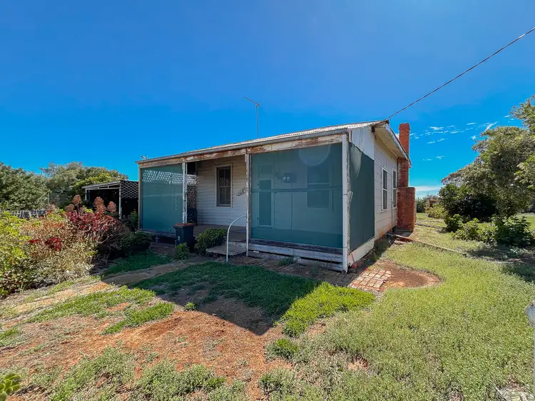 30 Church Street, Berriwillock VIC 3531