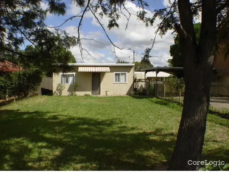 7 Gibson Avenue
