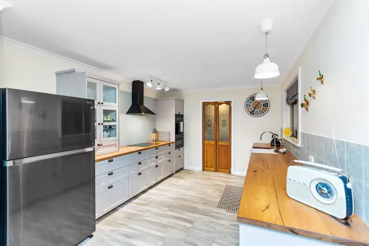 37 Cabrera Crescent, Beerwah QLD 4519