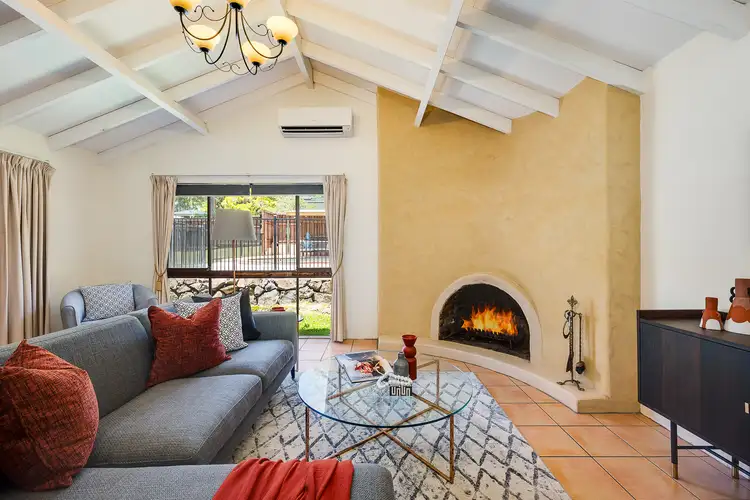 Fifth view of Homely house listing, 8 Darling Crescent, Molendinar QLD 4214