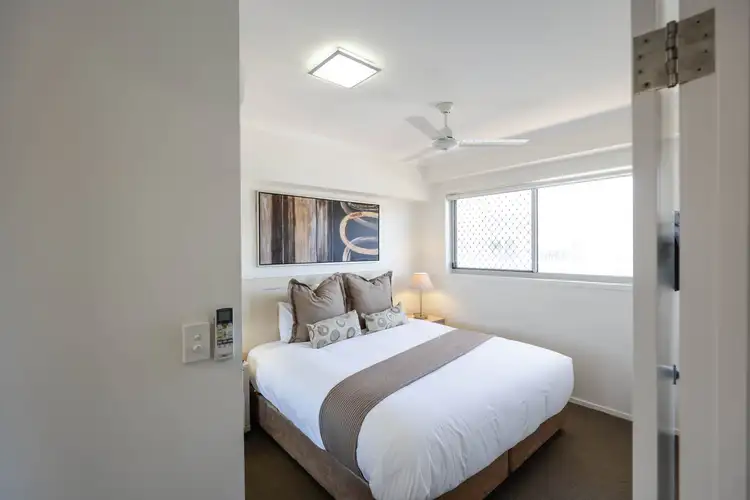 Sixth view of Homely unit listing, 17/11 Bacon Street, Moranbah QLD 4744