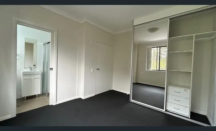 Fifth view of Homely unit listing, 9 Bogalara Rd, Old Toongabbie NSW 2146