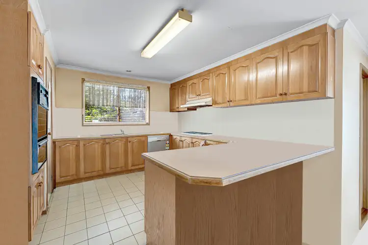 Second view of Homely house listing, 5 Cunningham Drive, Endeavour Hills VIC 3802