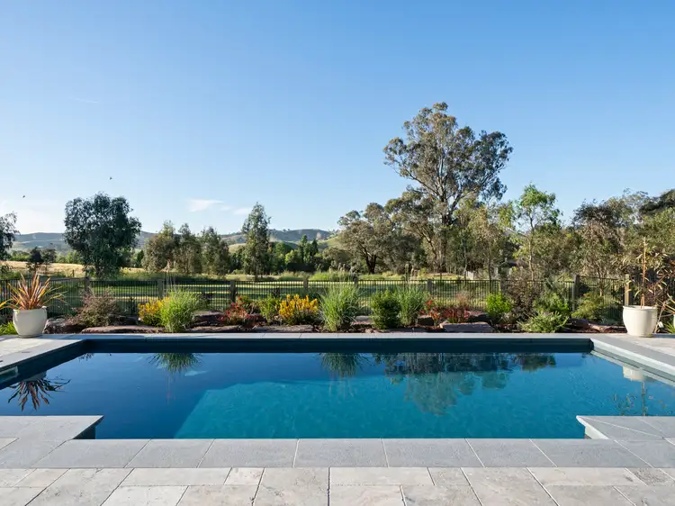 1512 Maroondah Highway, Bonnie Doon VIC 3720