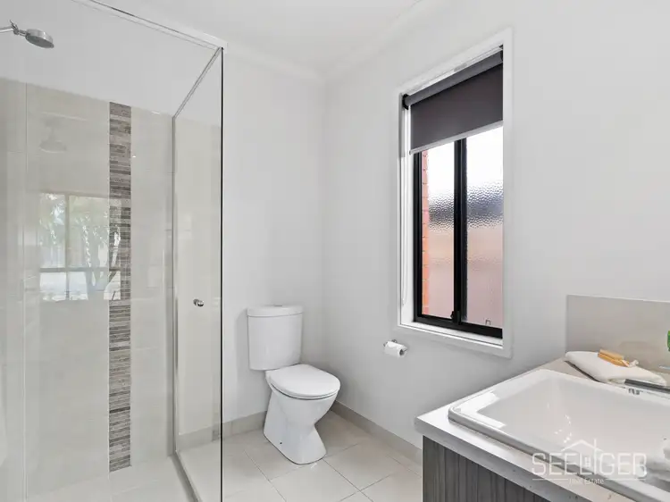 Sixth view of Homely house listing, 2D McCarthy Close, Yarrawonga VIC 3730