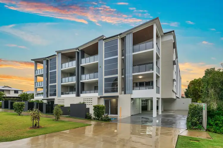 Main view of Homely unit listing, 1/18 Buruda Street, Chermside QLD 4032