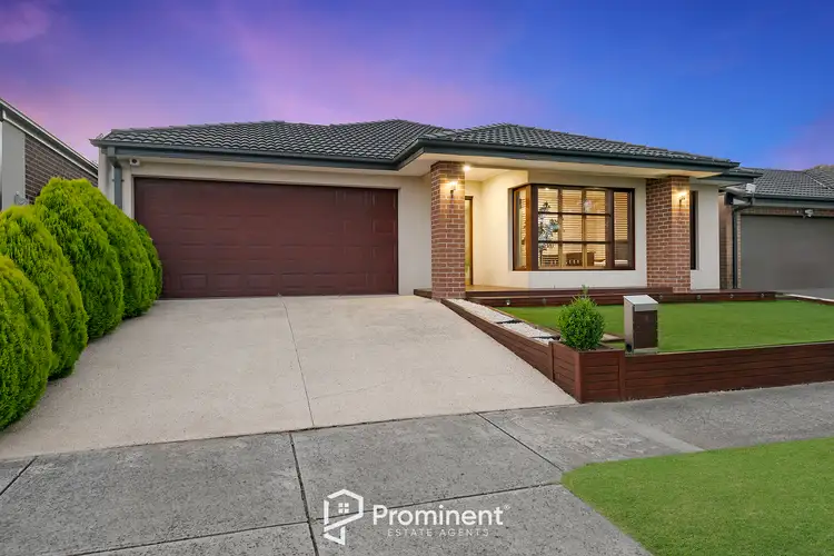 Second view of Homely house listing, 8 Newington Drive, Cranbourne East VIC 3977