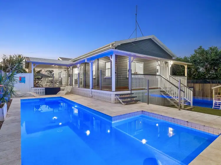70 Deagon Street, Sandgate QLD 4017
