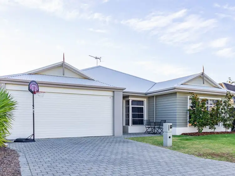 9 Magos Way, Aveley WA 6069