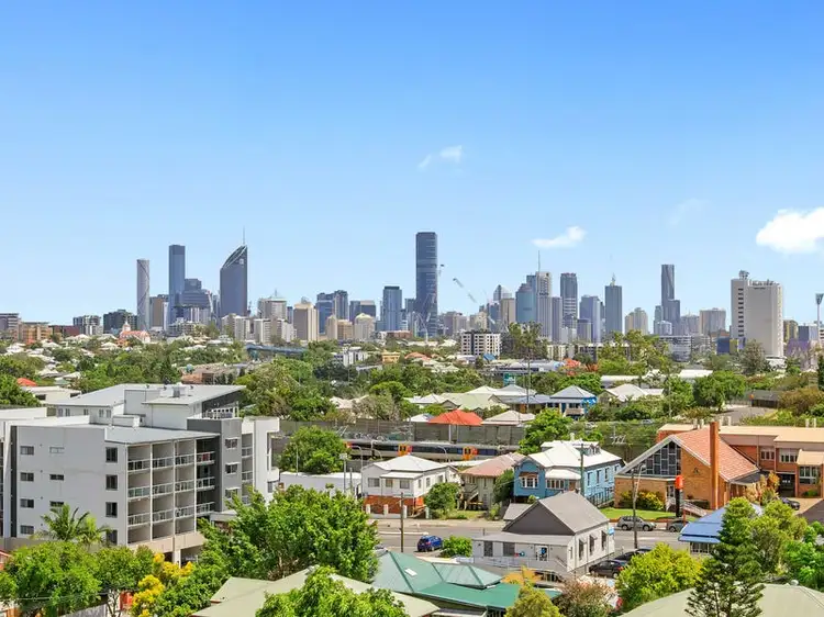 64/17 Carl Street, Woolloongabba QLD 4102