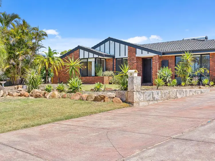 39 LEICESTER SQUARE, Alexander Heights WA 6064