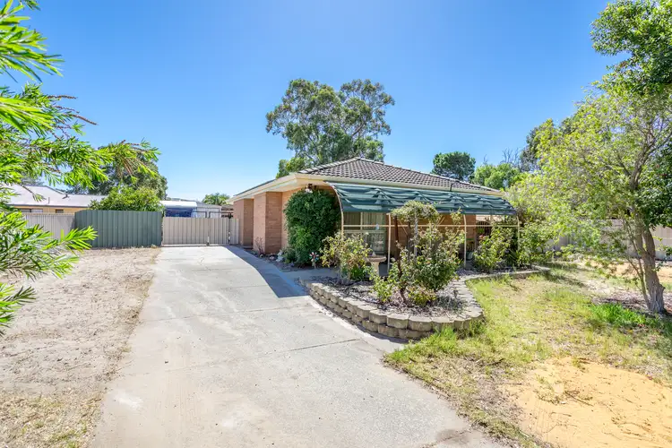 13 Tomlinson Place, Armadale WA 6112