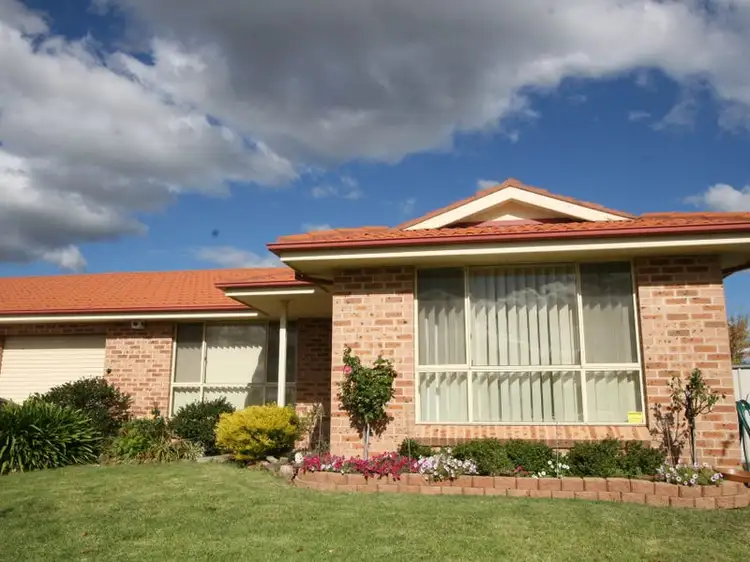 37A Turner Crescent, Orange NSW 2800