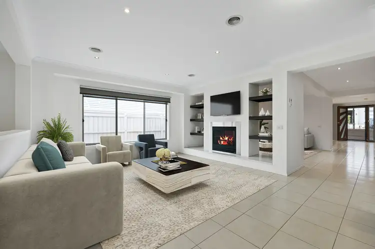6 Slide Street, South Morang VIC 3752