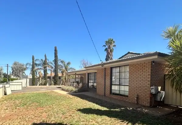 4 Trythall Place, Hannans WA 6430