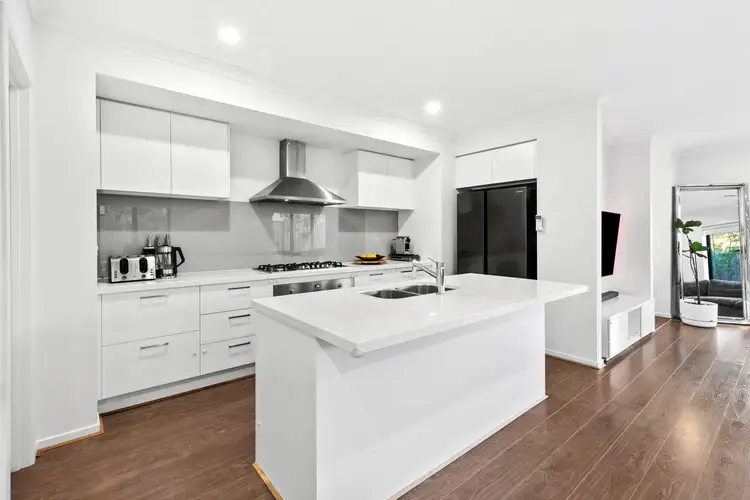 38 Ashbury Boulevard, Armstrong Creek VIC 3217
