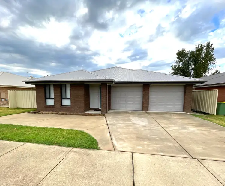 Main view of Homely townhouse listing, 6 Royce Crescent, Lavington NSW 2641